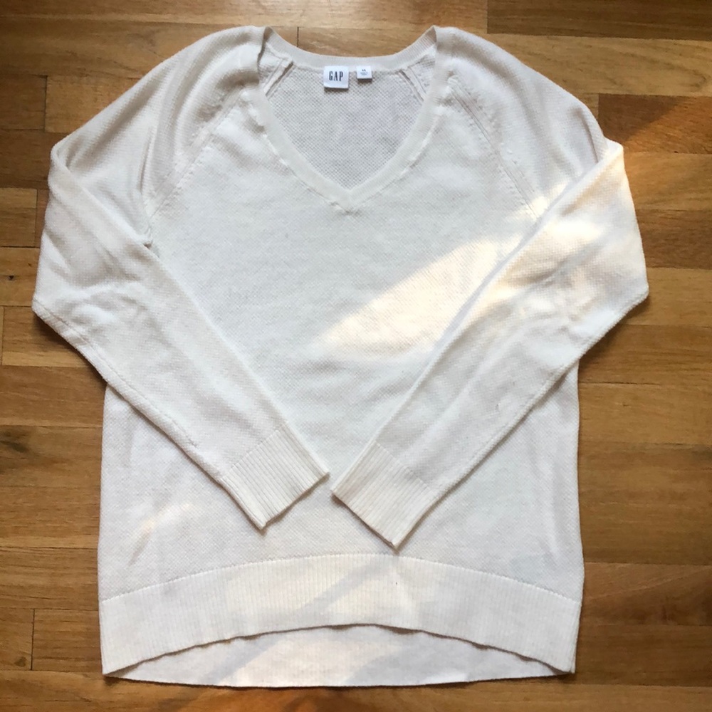 Cozy GAP pullover cream sweater